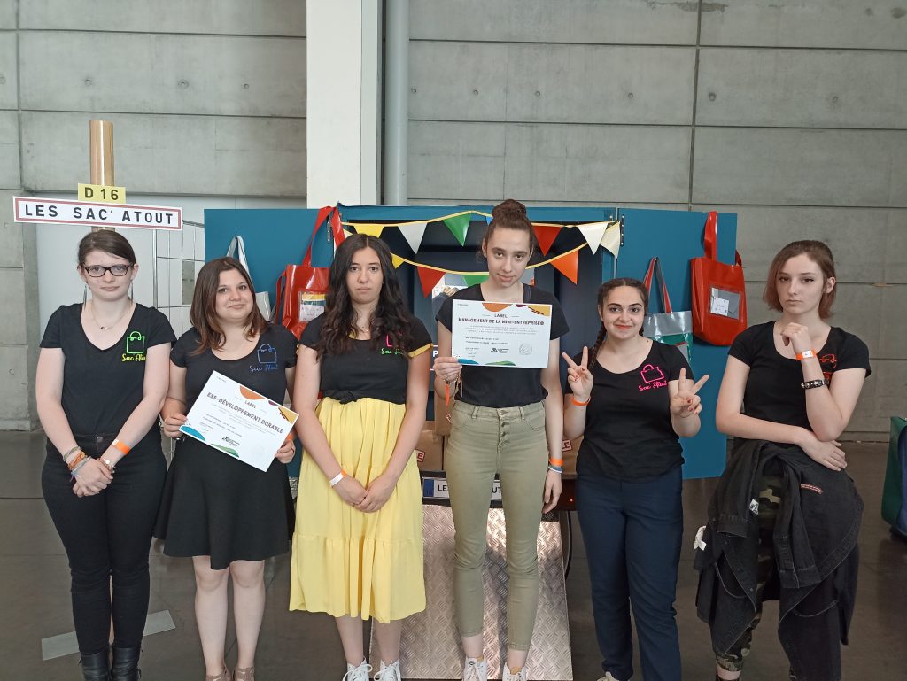 Les Sac'Atout au festival des mini entreprises